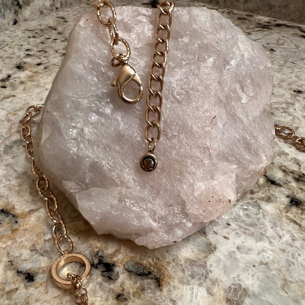🌟Gold tone long necklace - Picture 2 of 9